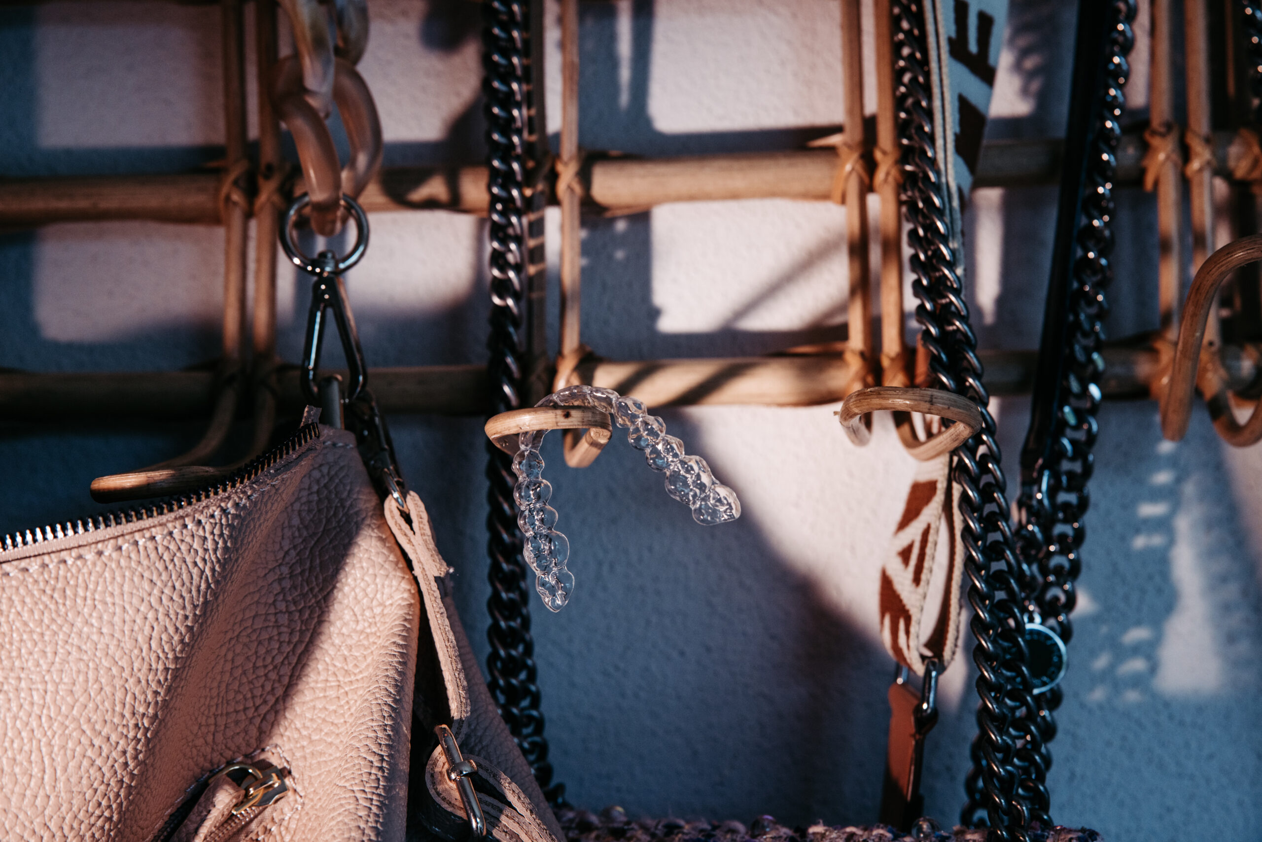 Transparente Aligner-Schiene zur Zahnregulierung